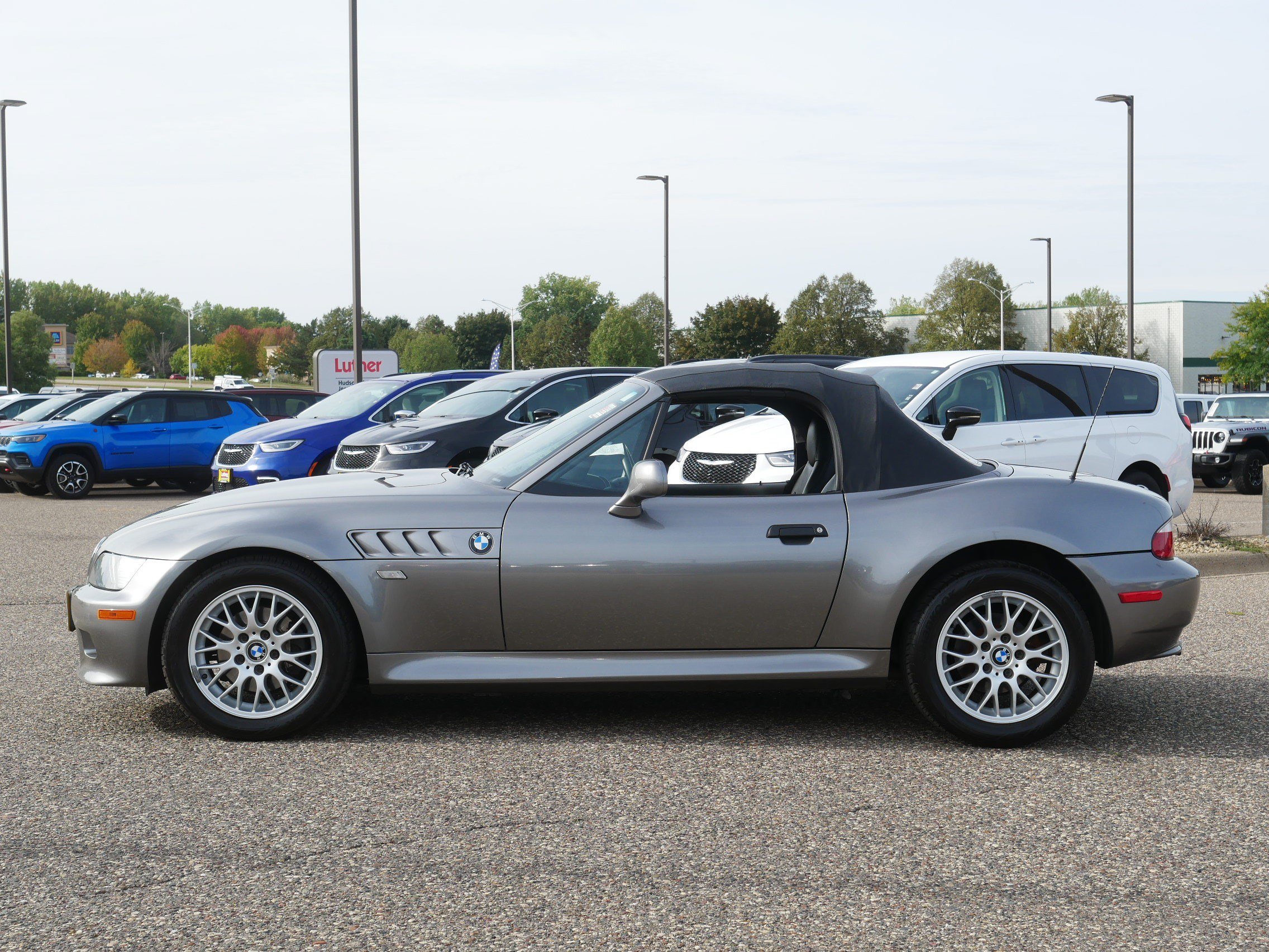 Used 2002 BMW Z3 2.5i RWD image 36
