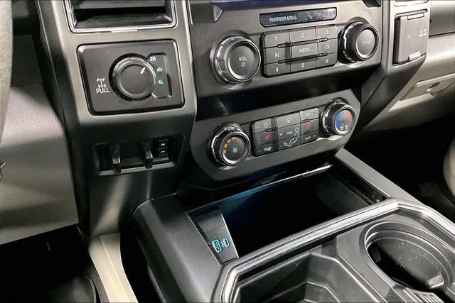 Used 2022 Ford F250 XLT w/ XLT Premium Package AWD/4WD image 15