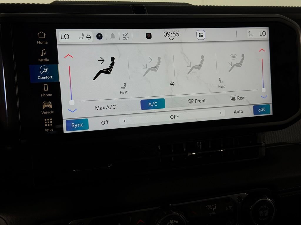 Certified 2026 Jeep Wrangler Unlimited Sahara AWD/4WD image 18