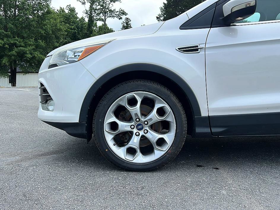 Used 2013 Ford Escape Titanium AWD/4WD image 21