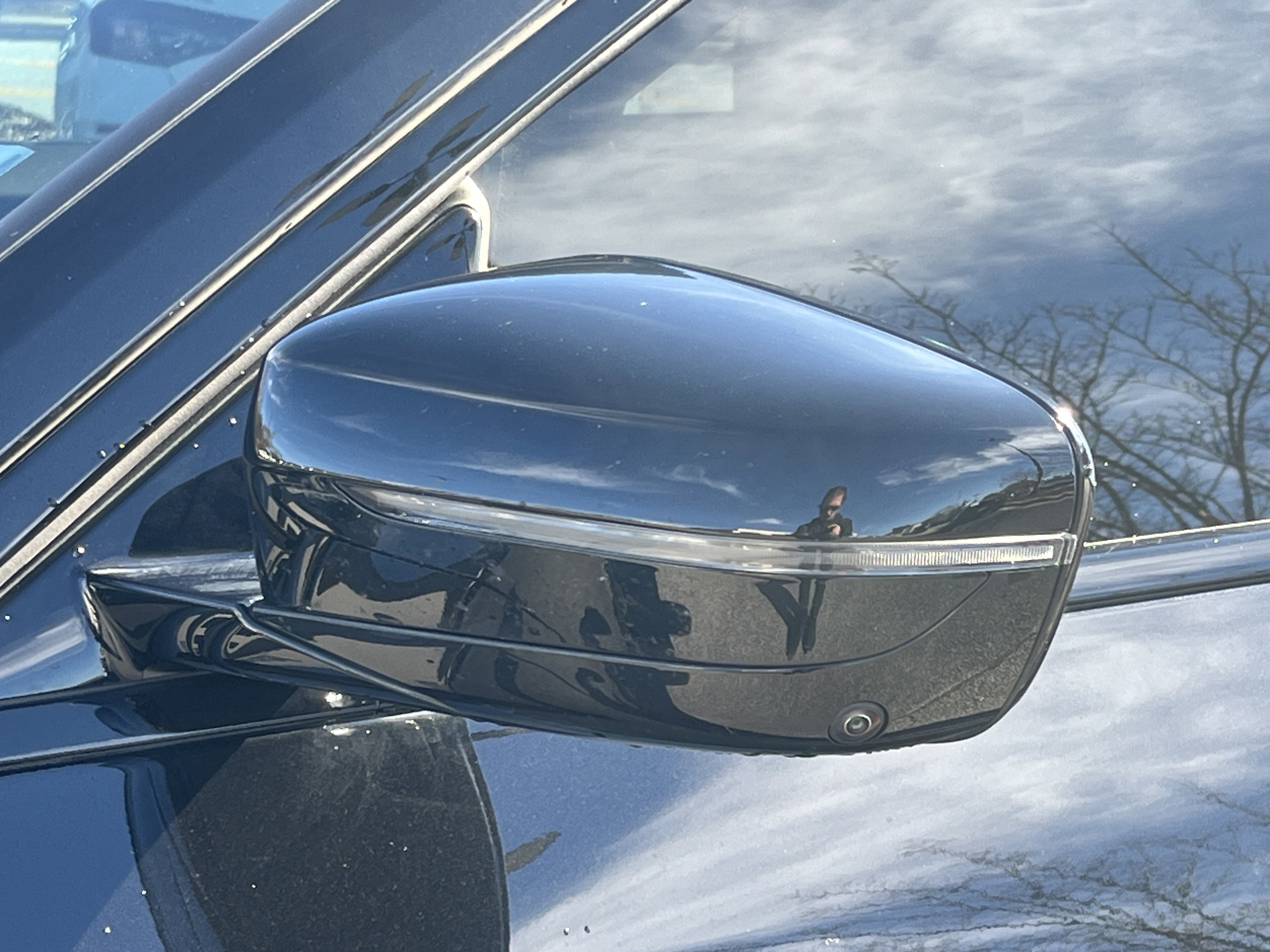 Used 2023 BMW i4 eDrive40 w/ M Sport Package image 34