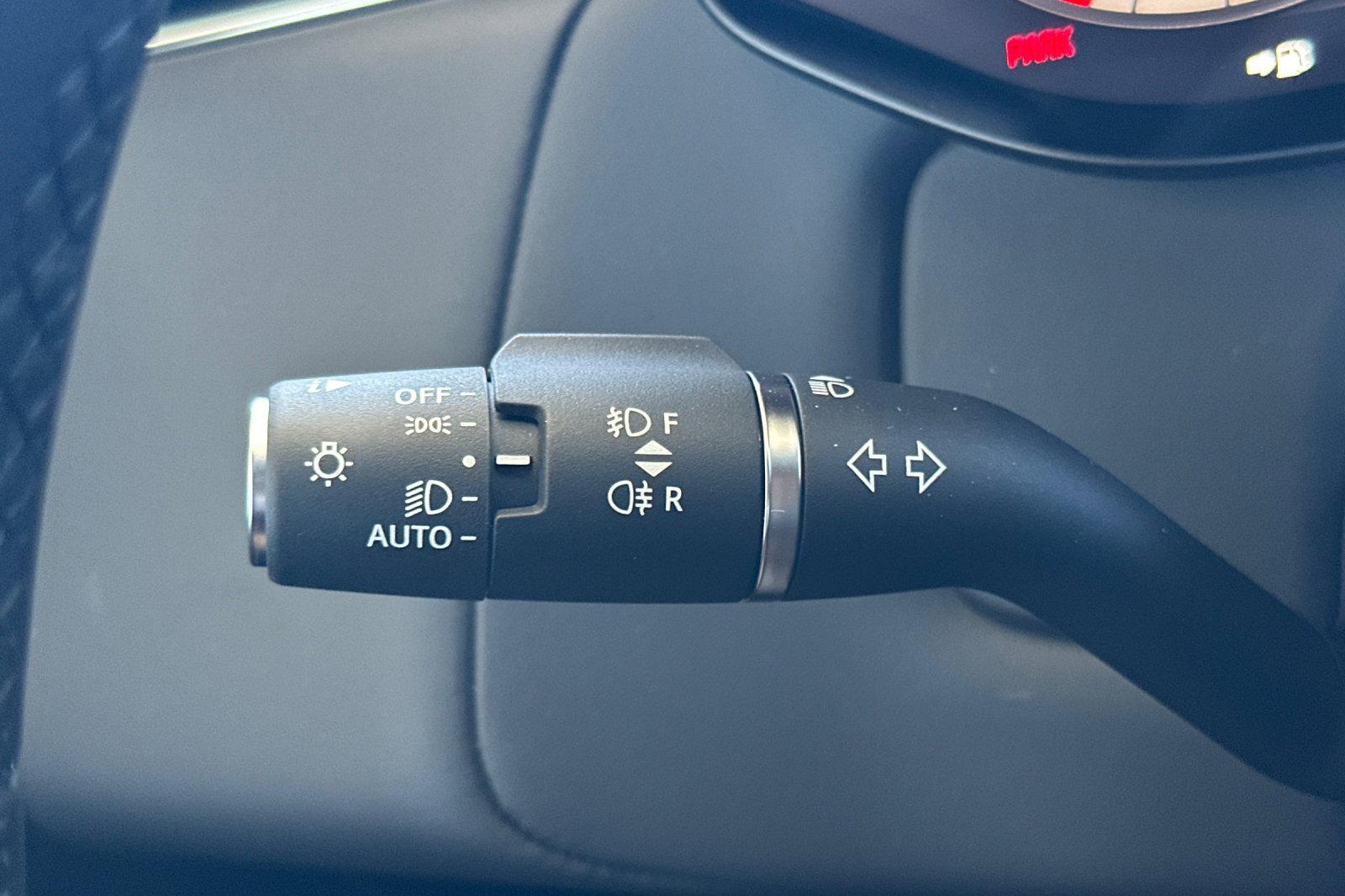 New 2025 Land Rover Range Rover Sport Dynamic SE image 23