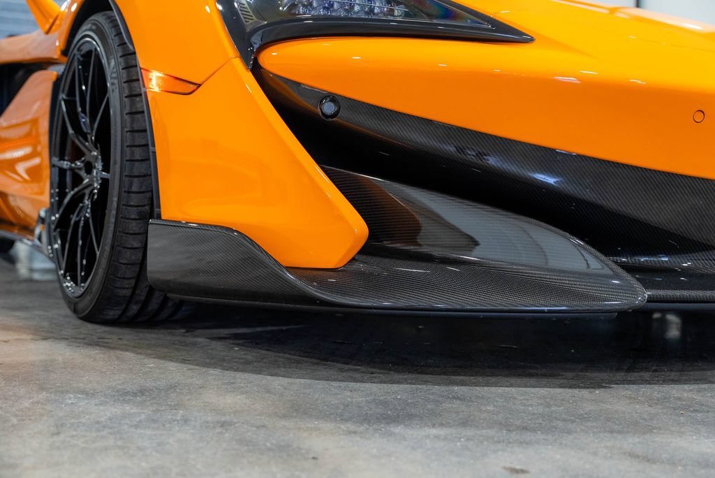 Used 2019 McLaren 600LT RWD image 13