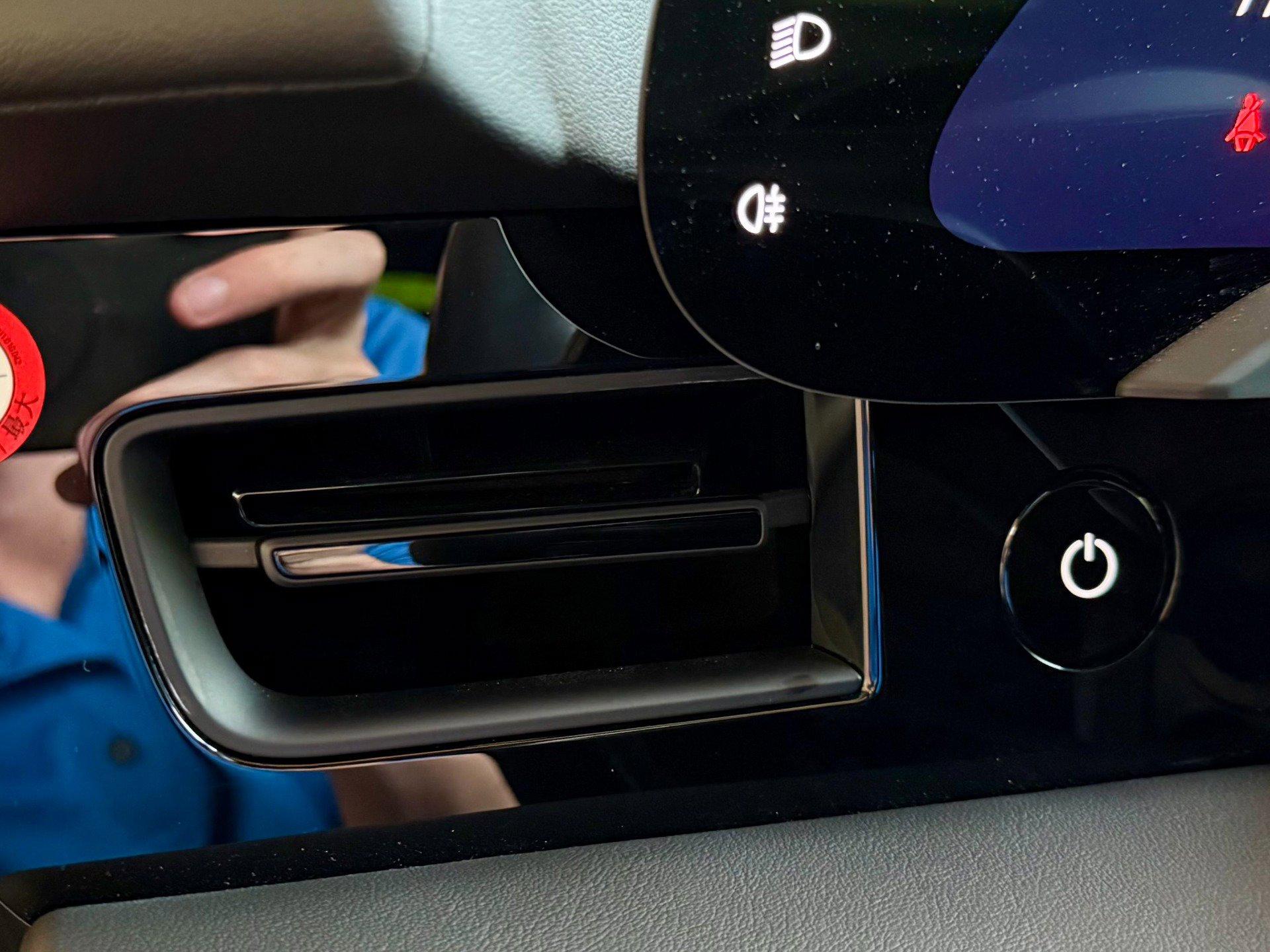 Used 2021 Porsche Taycan RWD image 42