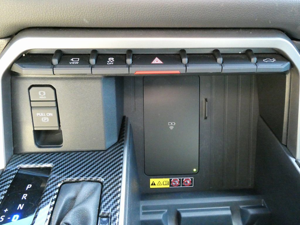 Used 2025 Toyota Tundra Limited image 28