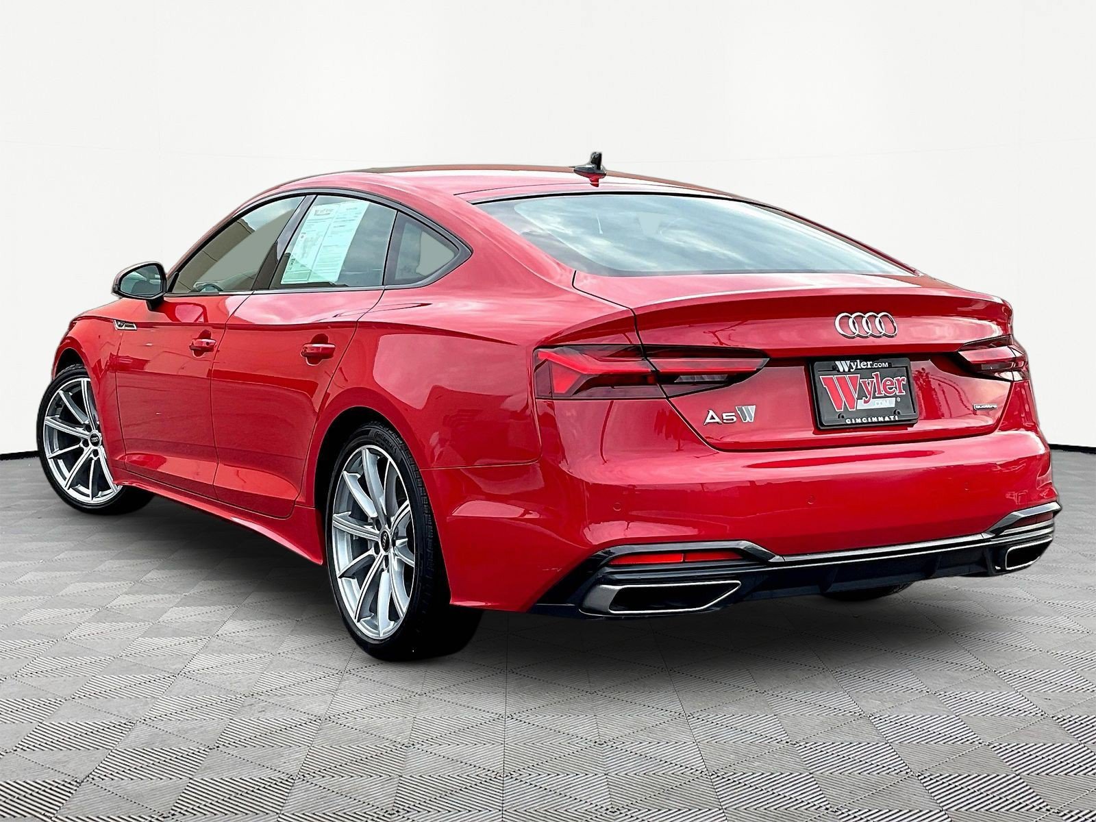 Used 2025 Audi A5 2.0T Premium Plus AWD/4WD image 4