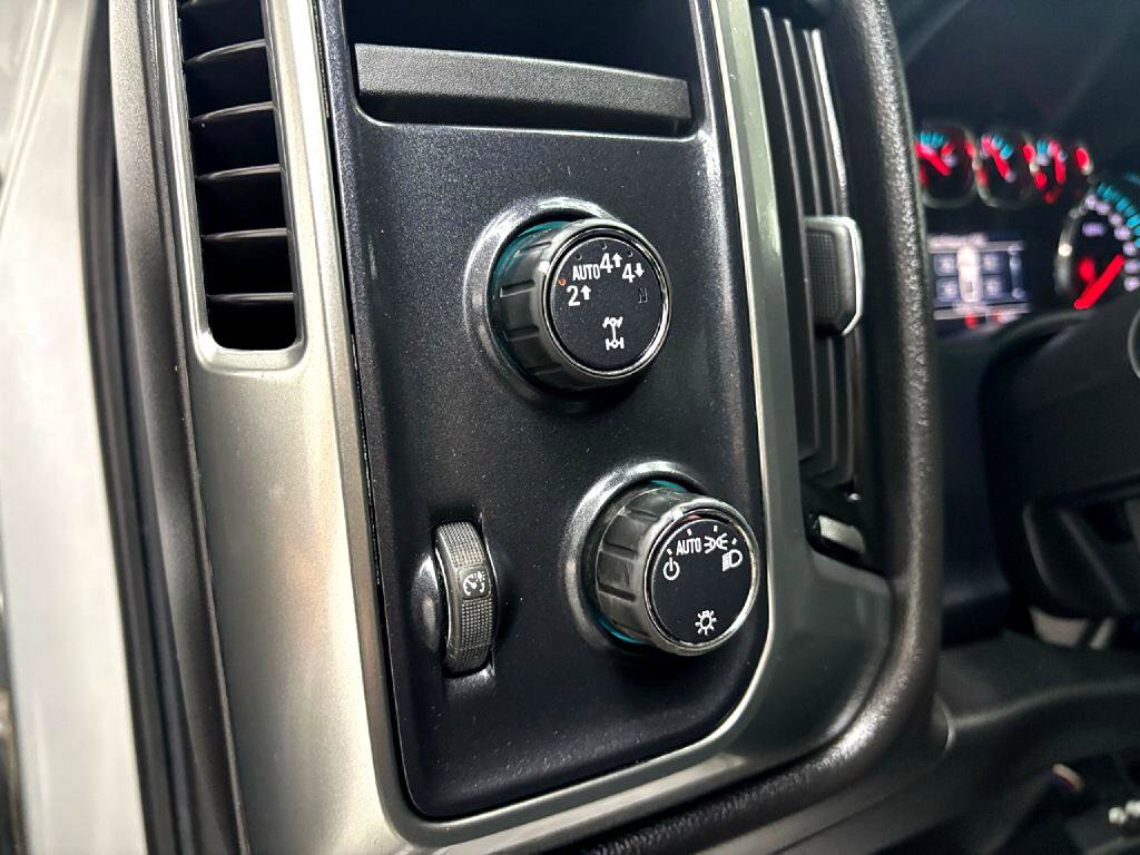 Used 2019 Chevrolet Silverado 1500 LT image 19