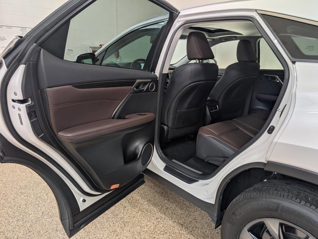 Used 2016 Lexus RX 350 AWD w/ Premium Package image 15