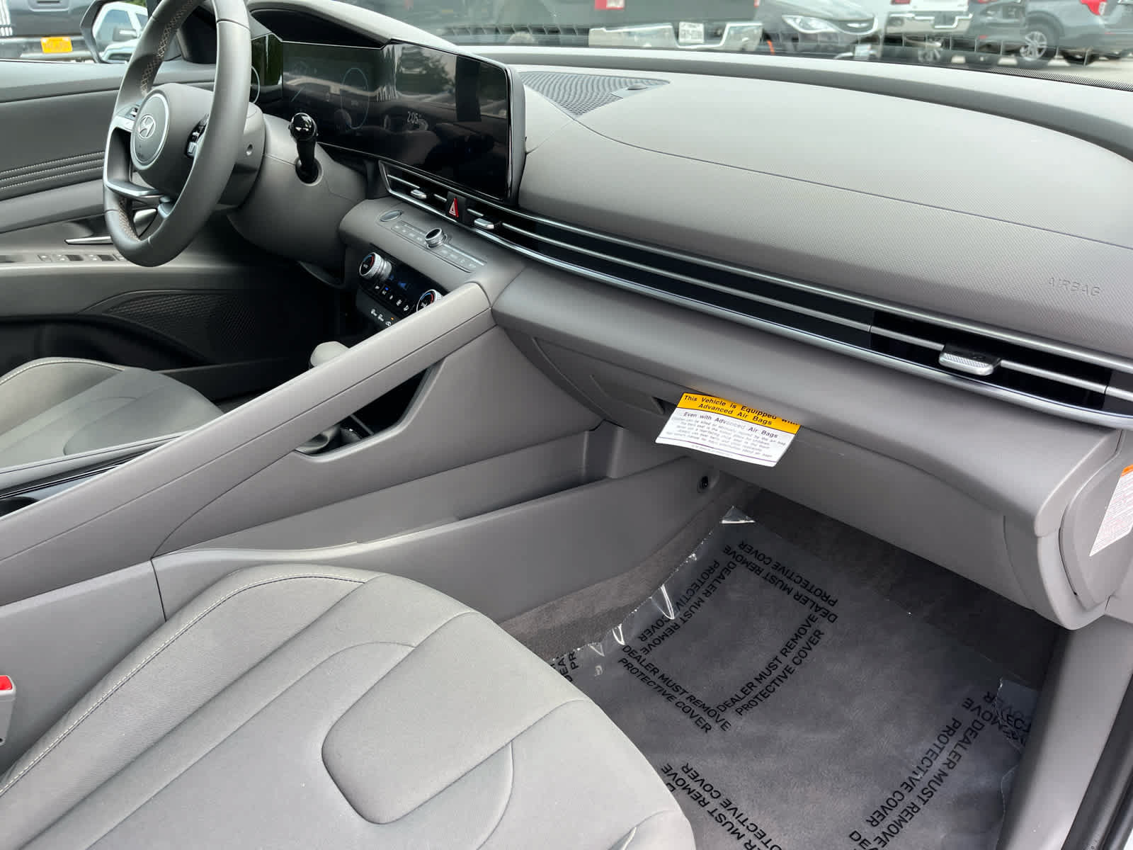 Used 2025 Hyundai Elantra SEL FWD image 33