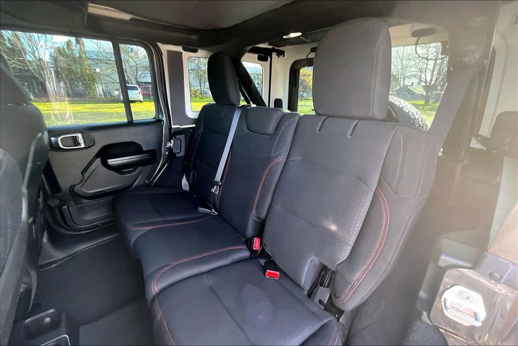 Used 2018 Jeep Wrangler Unlimited Rubicon AWD/4WD image 22