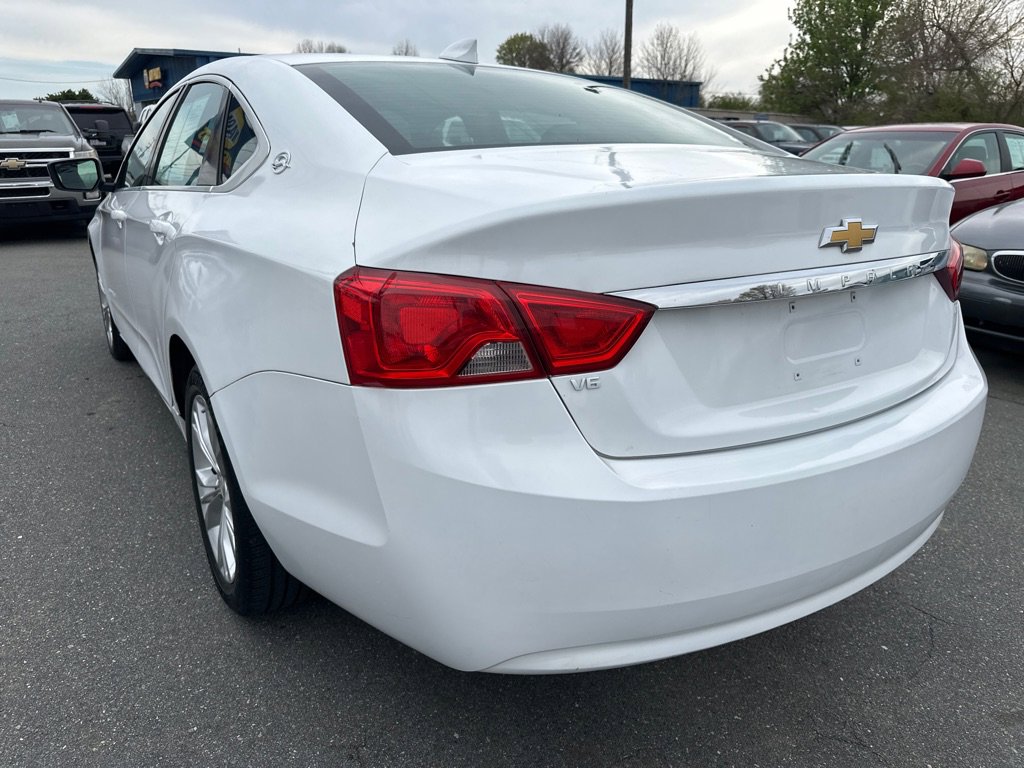 Used 2015 Chevrolet Impala LT image 3