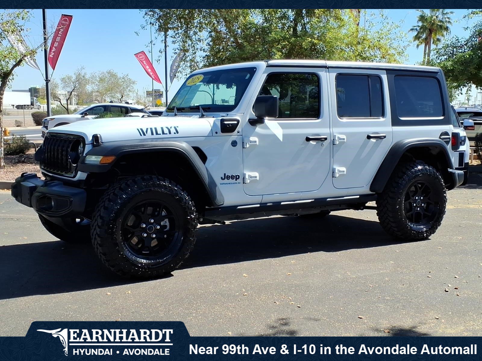 Used 2025 Jeep Wrangler Willys image 1