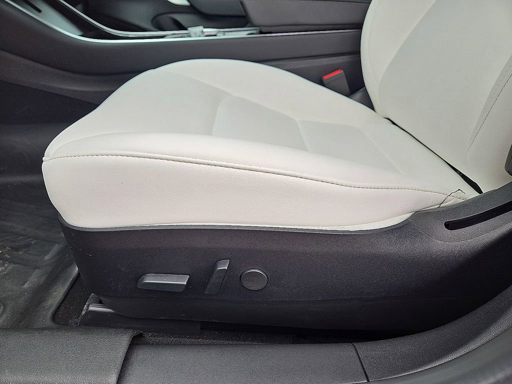 Used 2018 Tesla Model 3 Long Range image 24