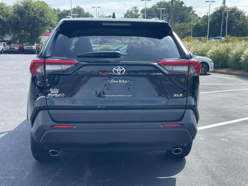 Used 2024 Toyota RAV4 XLE FWD image 6