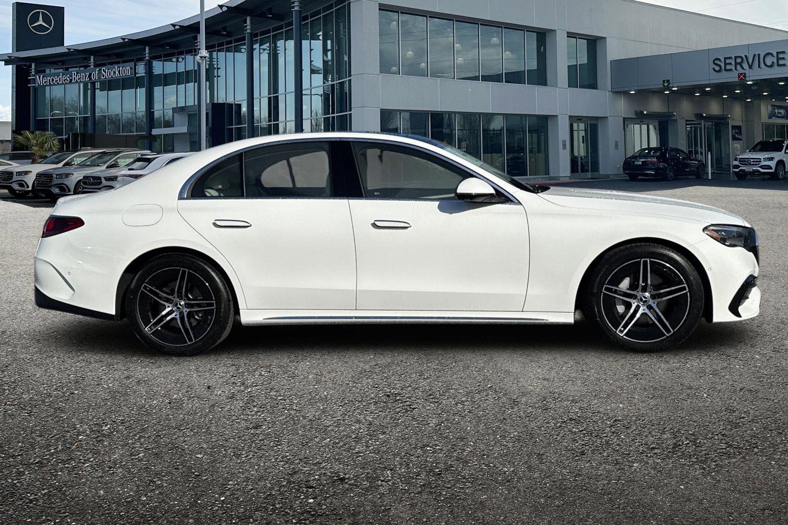 New 2026 Mercedes-Benz E 350 Sedan image 3