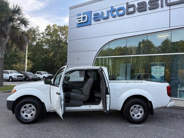 Used 2020 Nissan Frontier S image 22