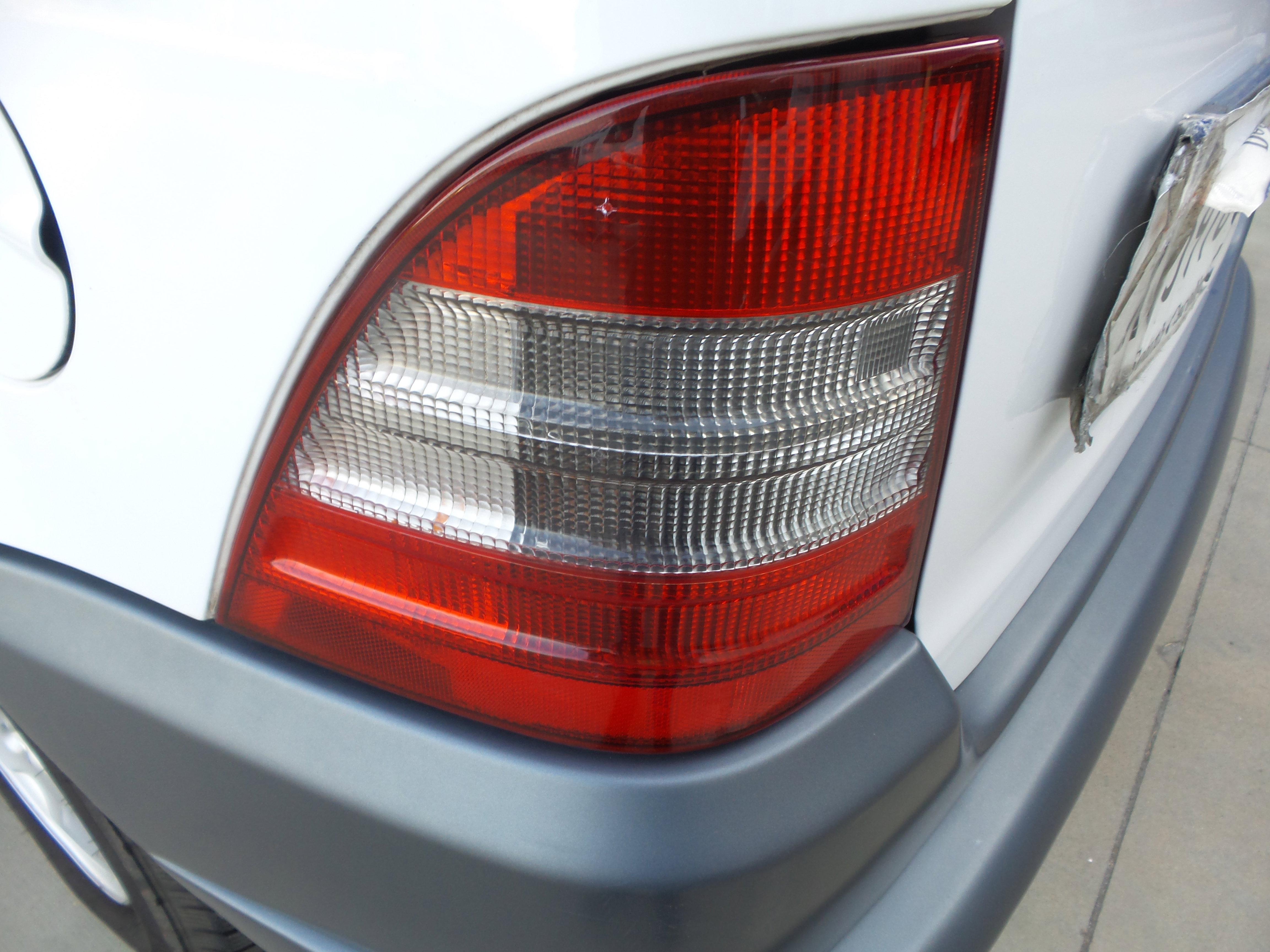 Used 1999 Mercedes-Benz ML 320 4MATIC image 11