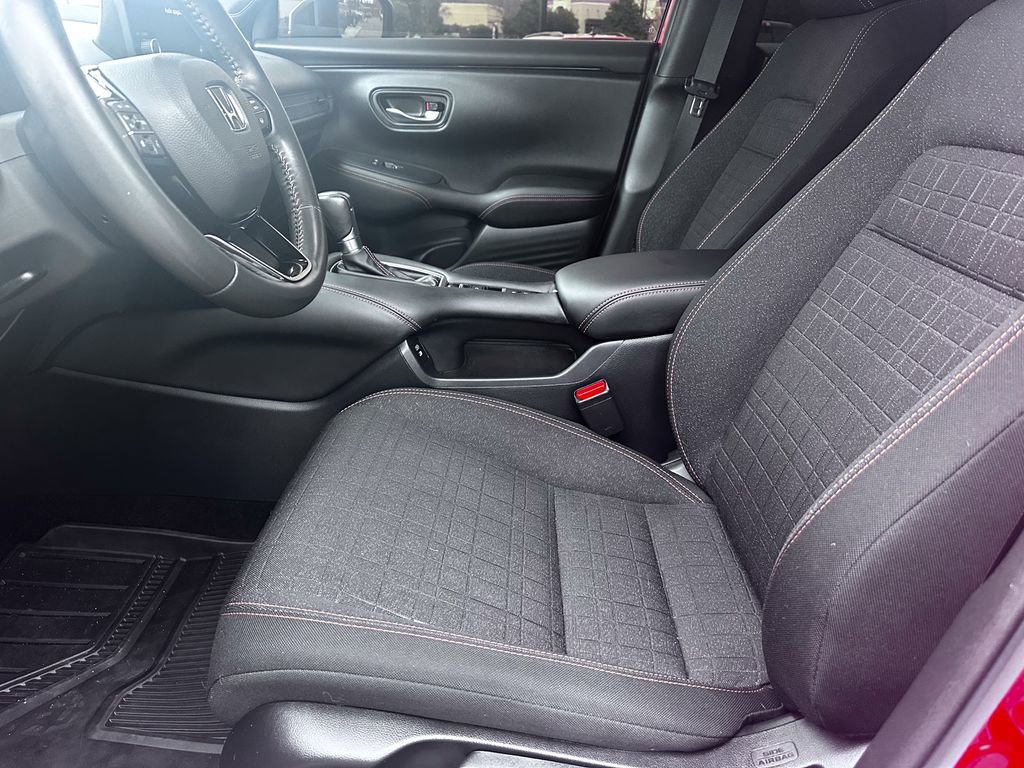 Used 2024 Honda HR-V Sport image 17