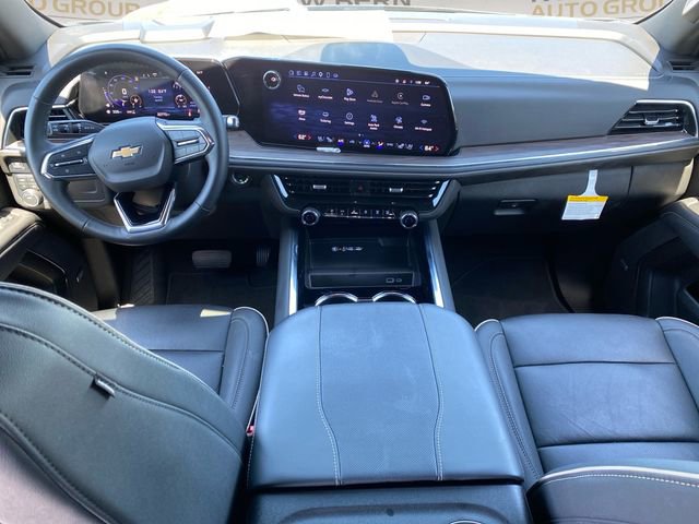 Used 2025 Chevrolet Tahoe Premier AWD/4WD image 10