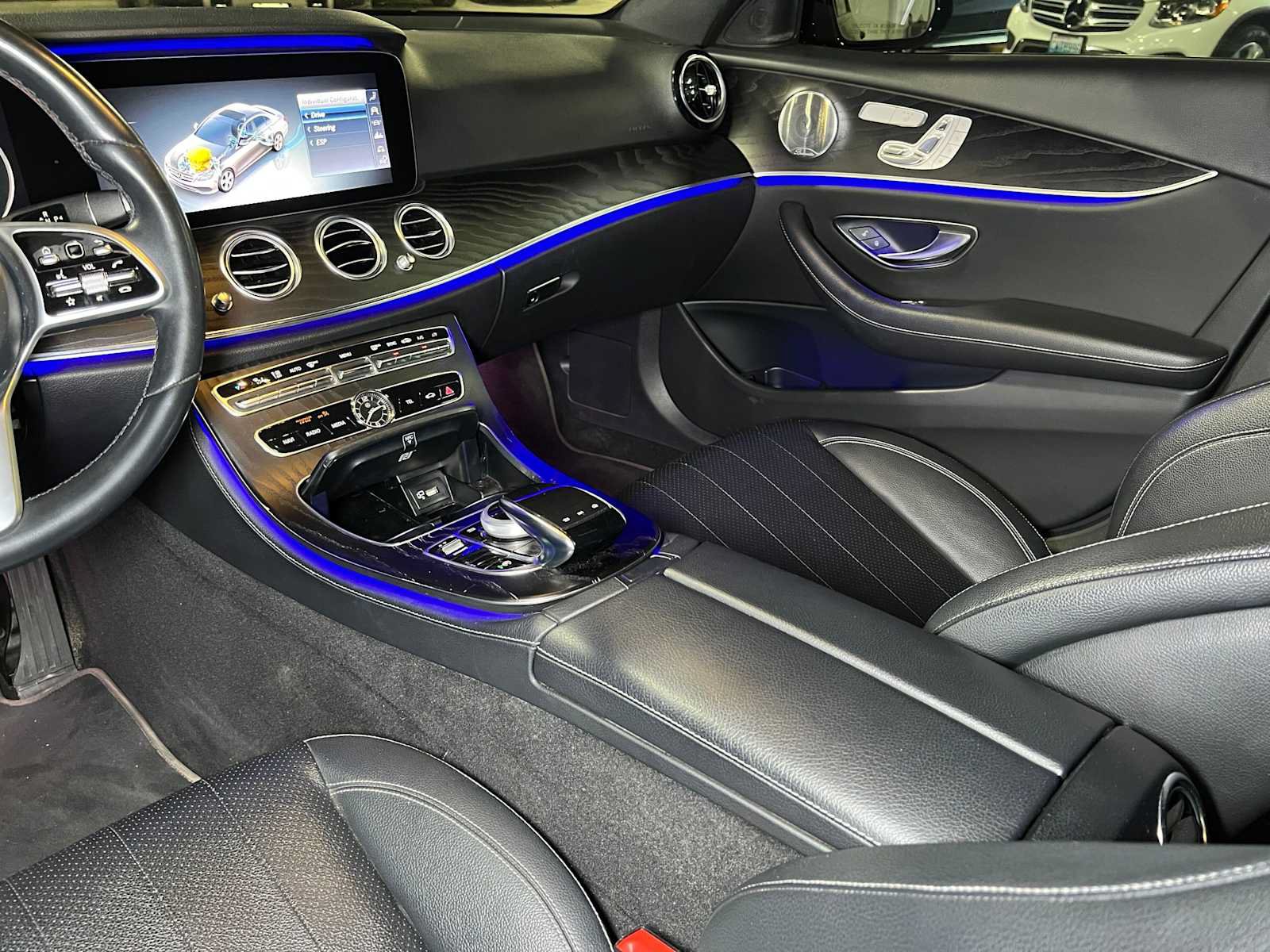 Used 2020 Mercedes-Benz E 450 4MATIC Sedan image 43