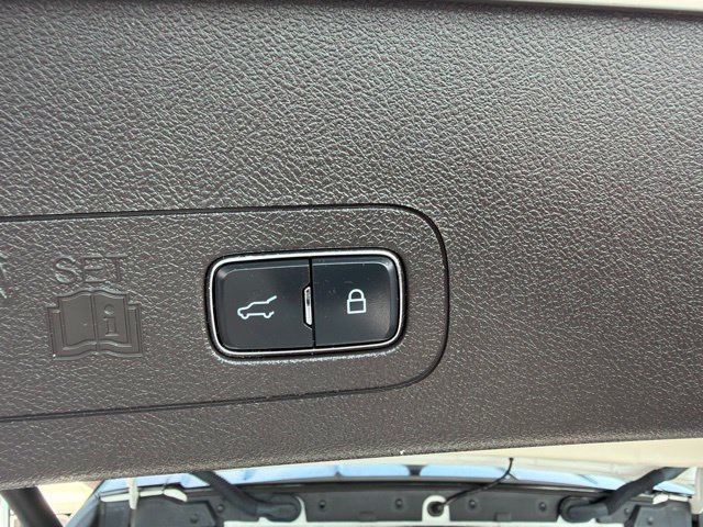 Used 2022 Lincoln Aviator Black Label w/ Dynamic Handling Package AWD/4WD image 32