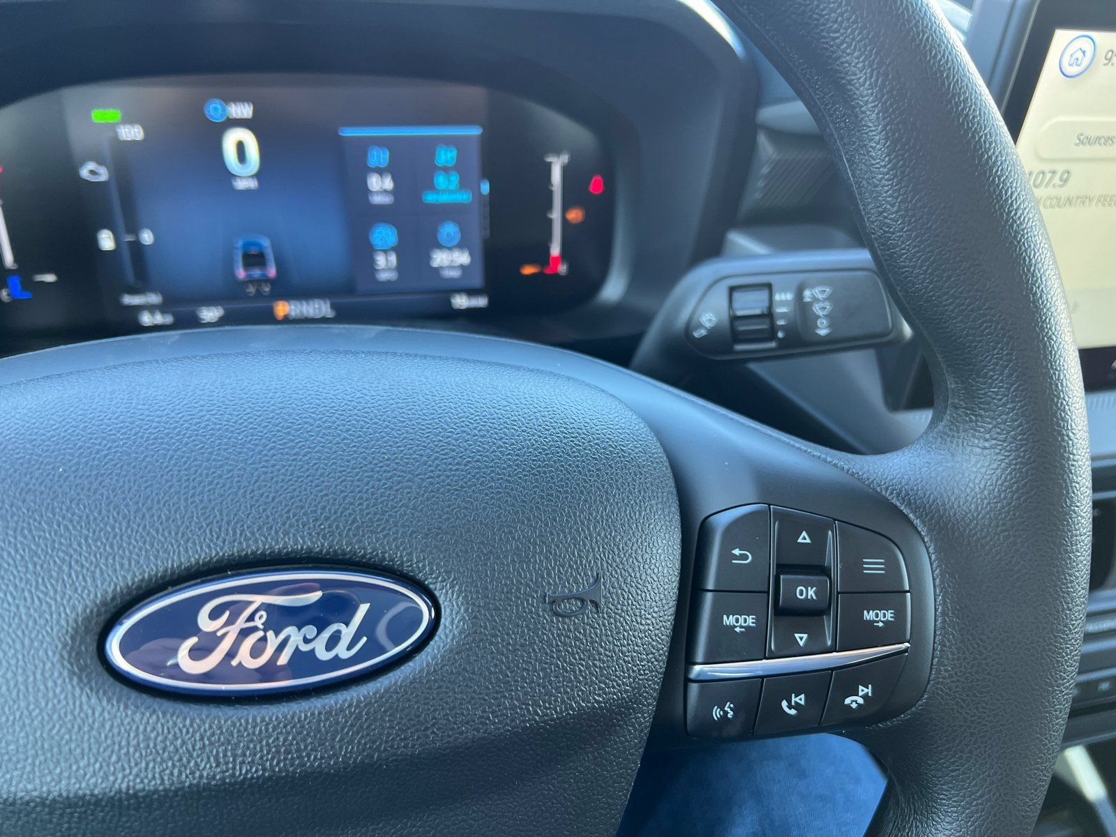 New 2026 Ford Maverick XL w/ Equipment Group 101A AWD/4WD image 30