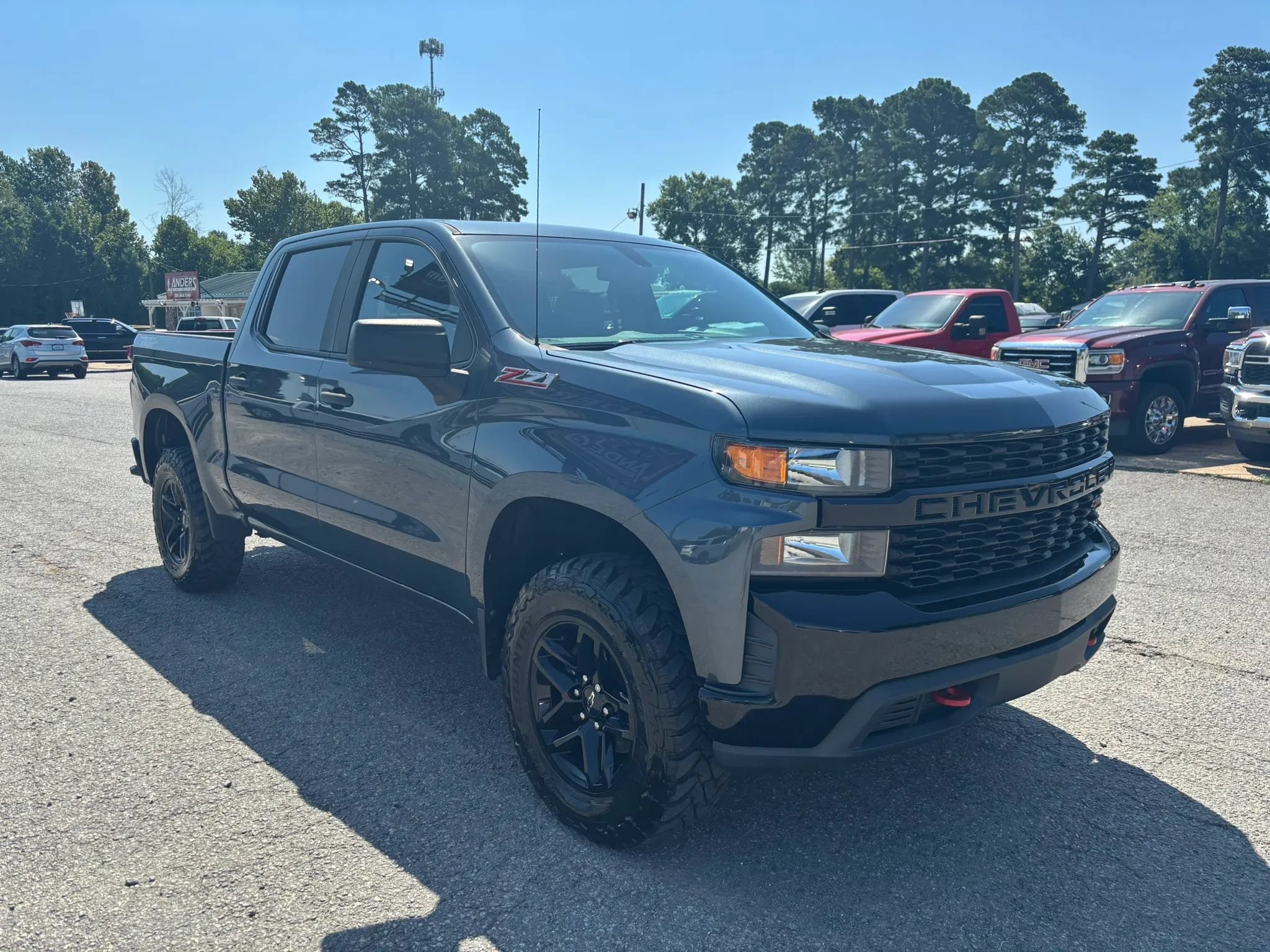 Used 2019 Chevrolet Silverado 1500 Custom Trail Boss w/ Custom Convenience Package AWD/4WD image 7