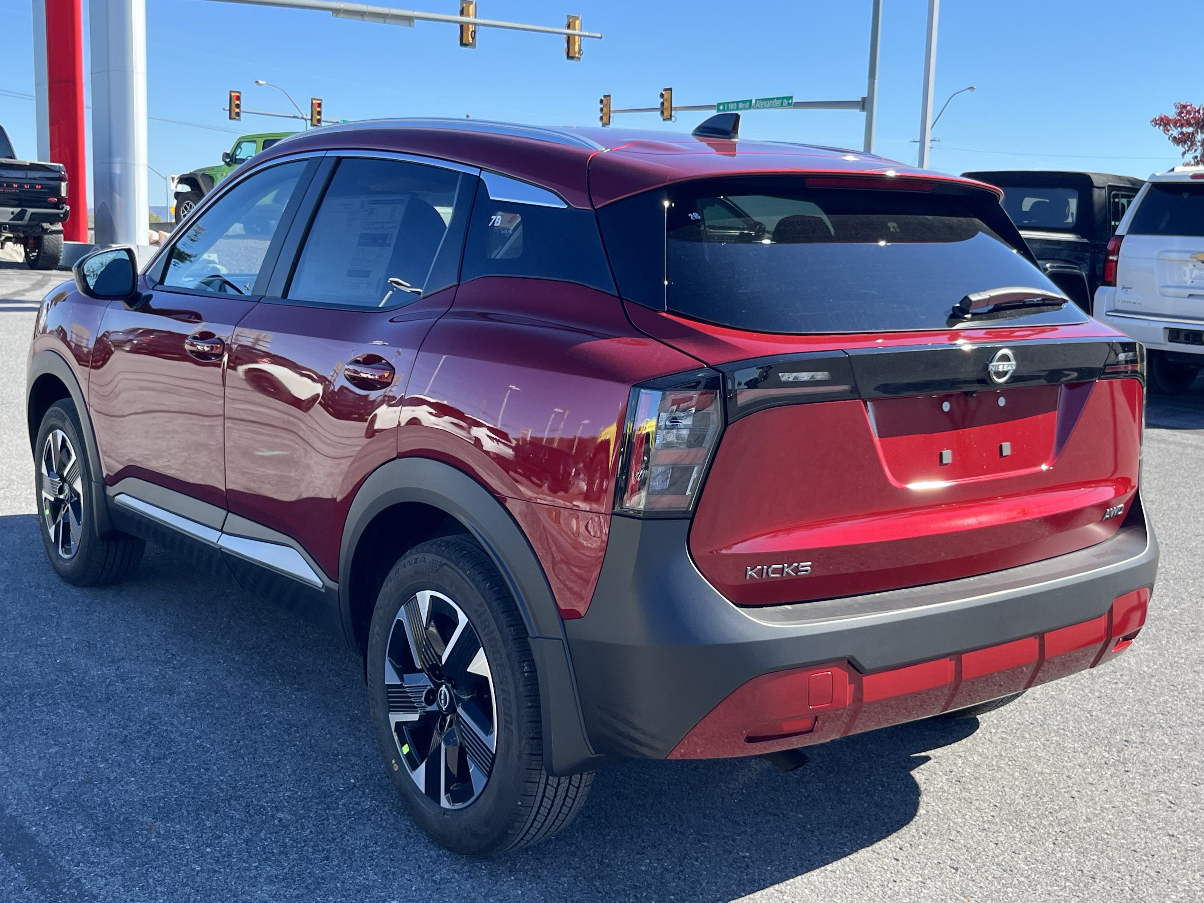 New 2027 Nissan Kicks SV w/ SV Premium Package AWD/4WD image 6