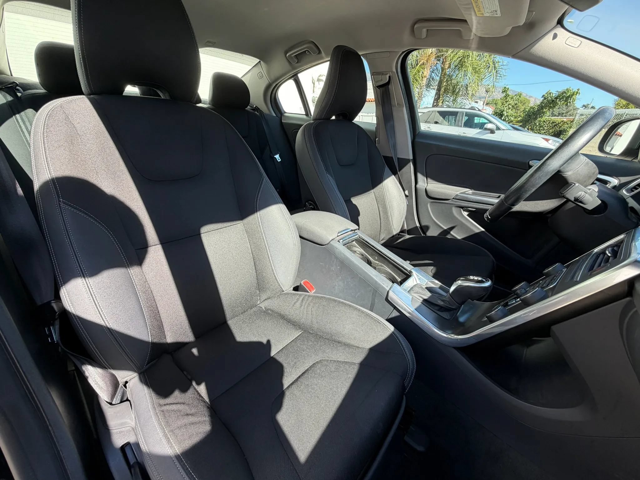 Used 2014 Volvo S60 T5 FWD image 25