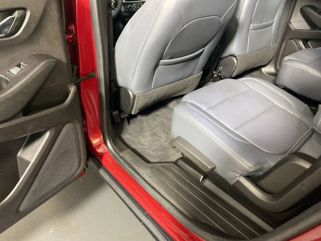 Used 2019 Chevrolet Traverse LT w/ LT Premium Package FWD image 27