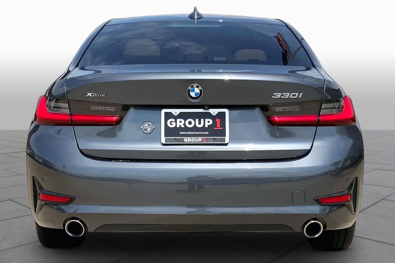 Used 2020 BMW 330i xDrive Sedan w/ Convenience Package AWD/4WD image 5