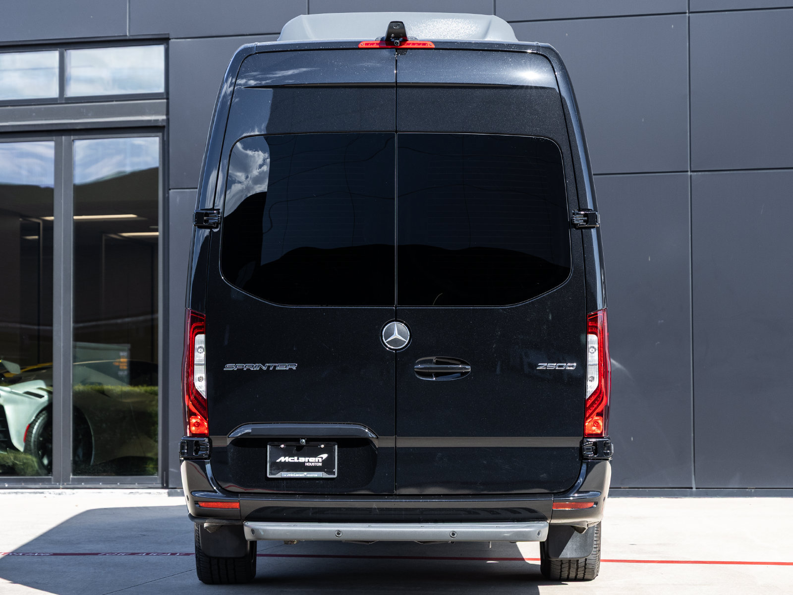 Used 2025 Mercedes-Benz Sprinter 2500 image 7