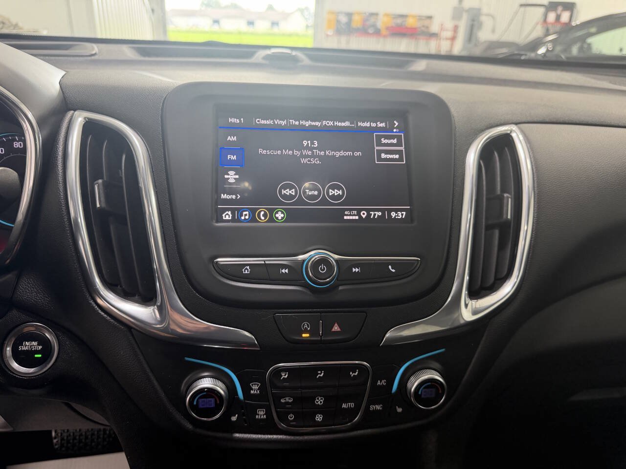 Used 2023 Chevrolet Equinox LT FWD image 13