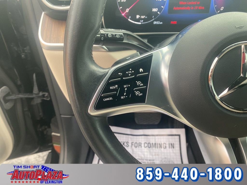 Used 2024 Mercedes-Benz GLC 300 4MATIC image 13