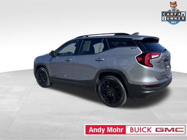 Used 2023 GMC Terrain SLT w/ Tech Package FWD image 8