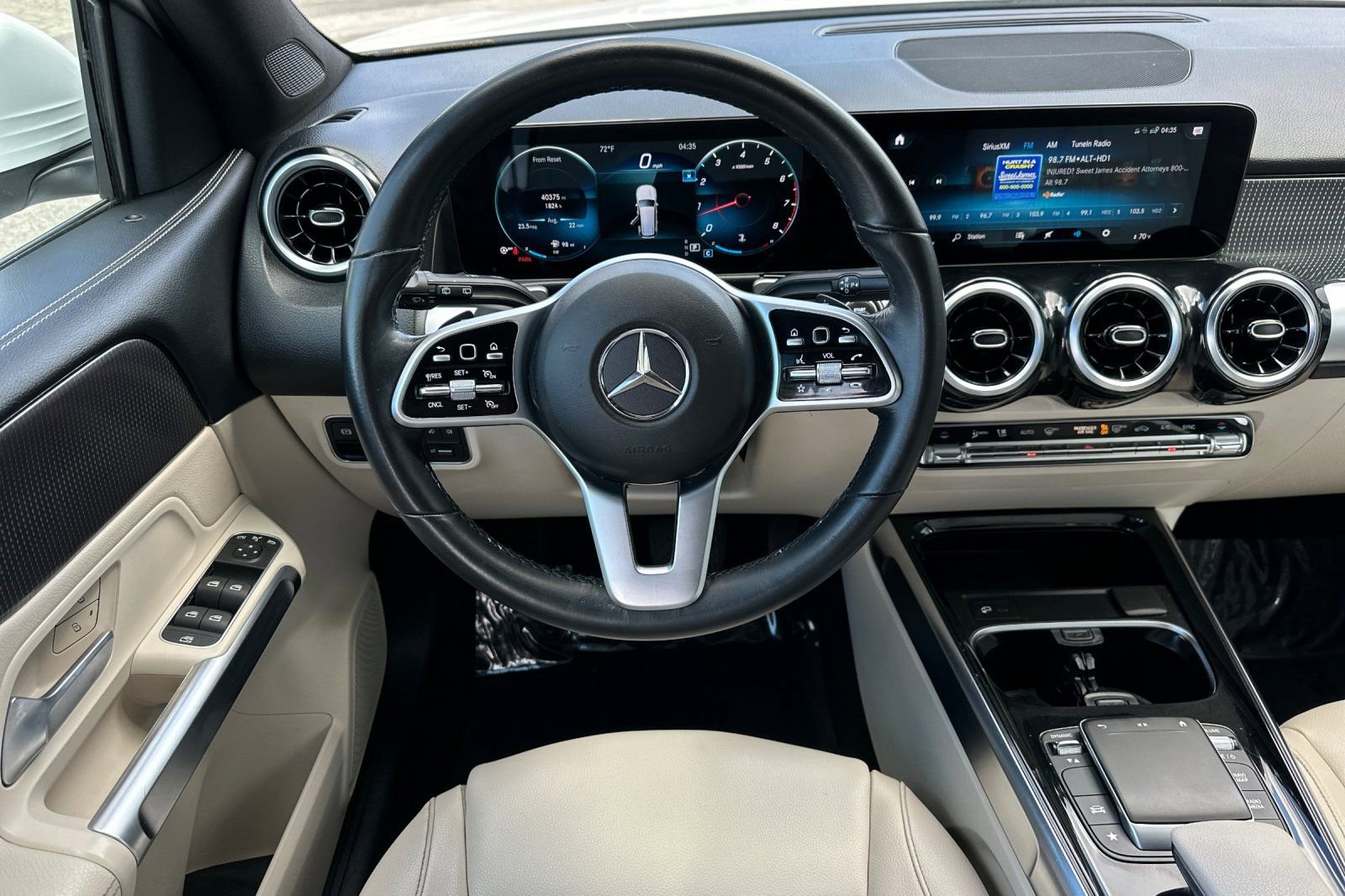 Used 2022 Mercedes-Benz GLB 250 image 17