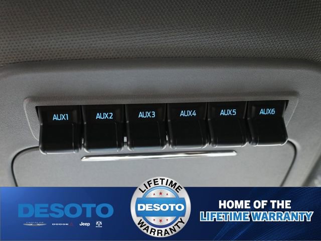 New 2026 Ford F250 Lariat w/ Chrome Package image 27