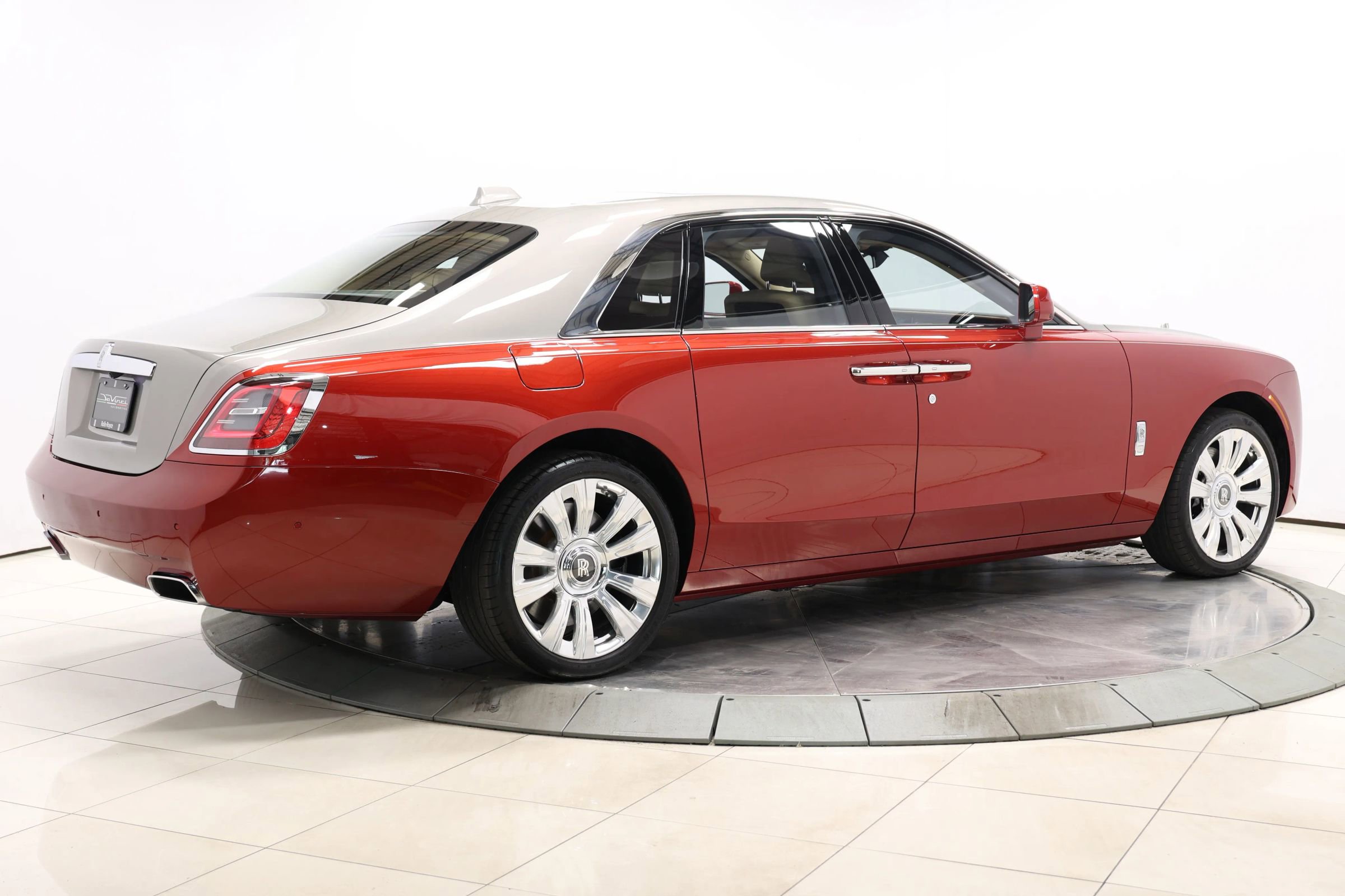 Used 2022 Rolls-Royce Ghost w/ Ghost Package image 84