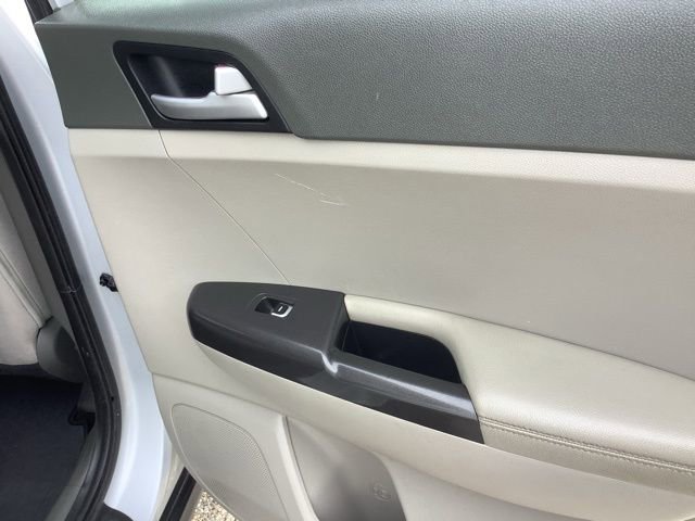 Used 2018 Kia Sportage LX image 18