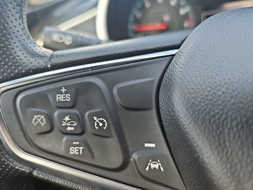 Used 2024 Chevrolet Malibu LT FWD image 16