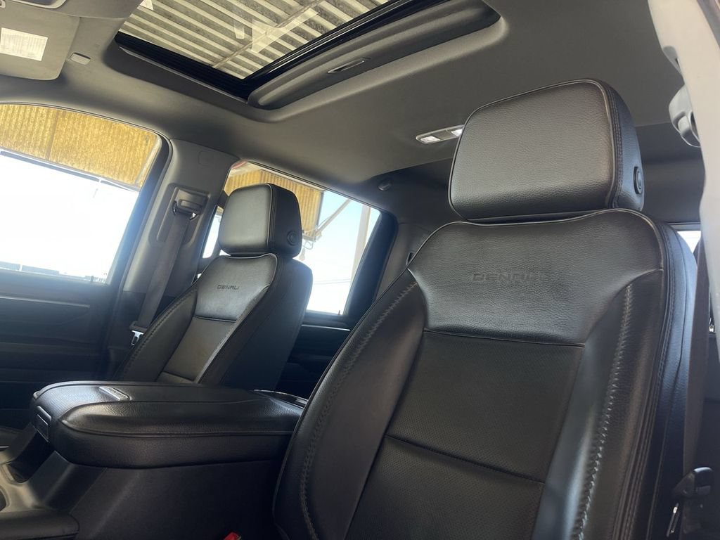 Used 2024 GMC Sierra 2500 Denali w/ Denali Reserve Package AWD/4WD image 19