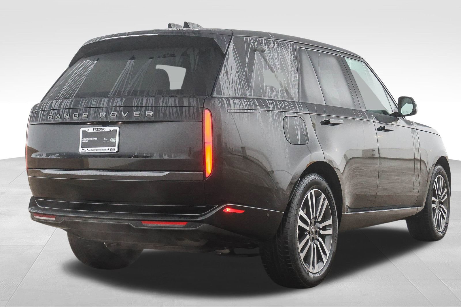 Used 2023 Land Rover Range Rover SE image 5