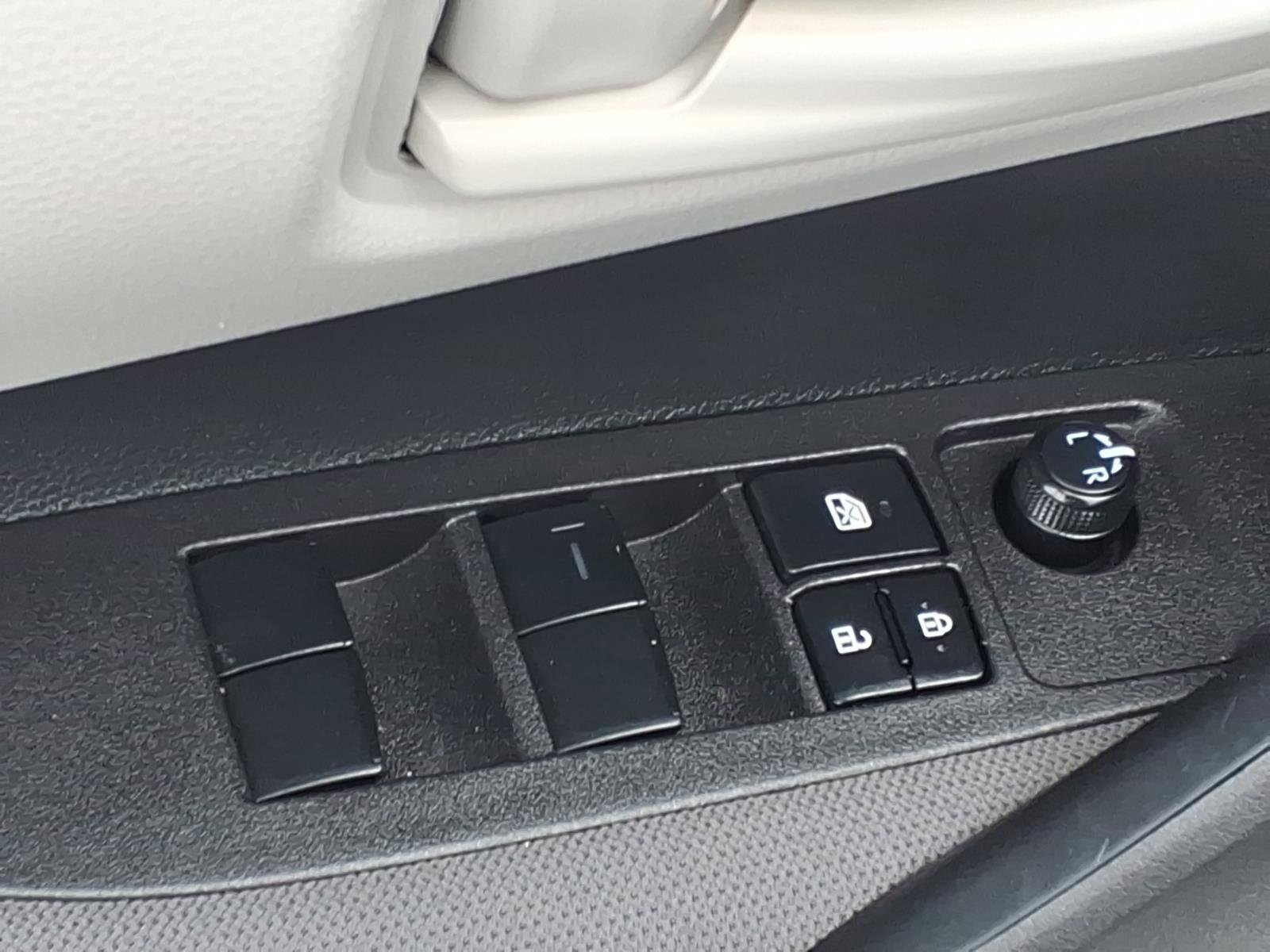 Certified 2025 Toyota Corolla LE FWD image 14