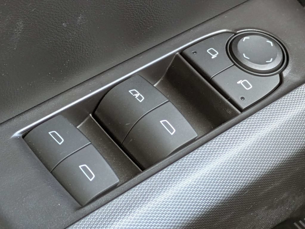 Used 2024 Chevrolet Colorado Trail Boss w/ LPO, Dark Essentials Package AWD/4WD image 24