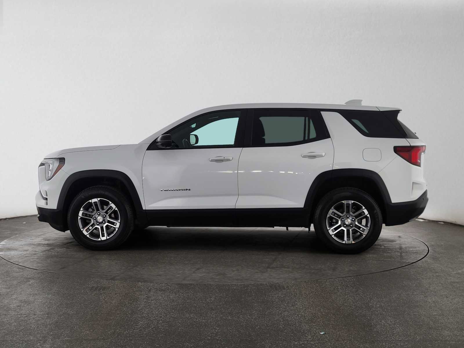Used 2026 GMC Terrain Elevation w/ Technology Package II AWD/4WD image 6