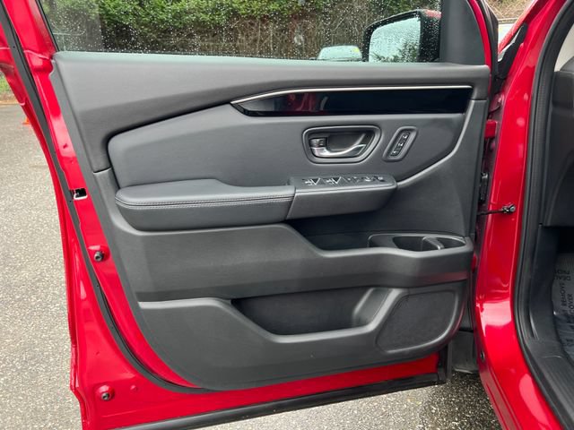 Used 2023 Honda Pilot EX-L image 16