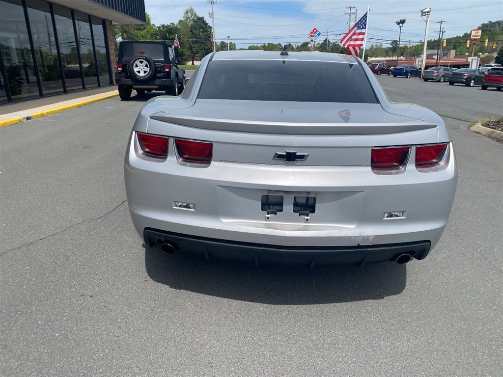 Used 2013 Chevrolet Camaro LS RWD image 5