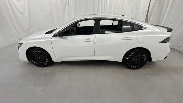 New 2026 Nissan Sentra SR w/ SR Premium Package image 6