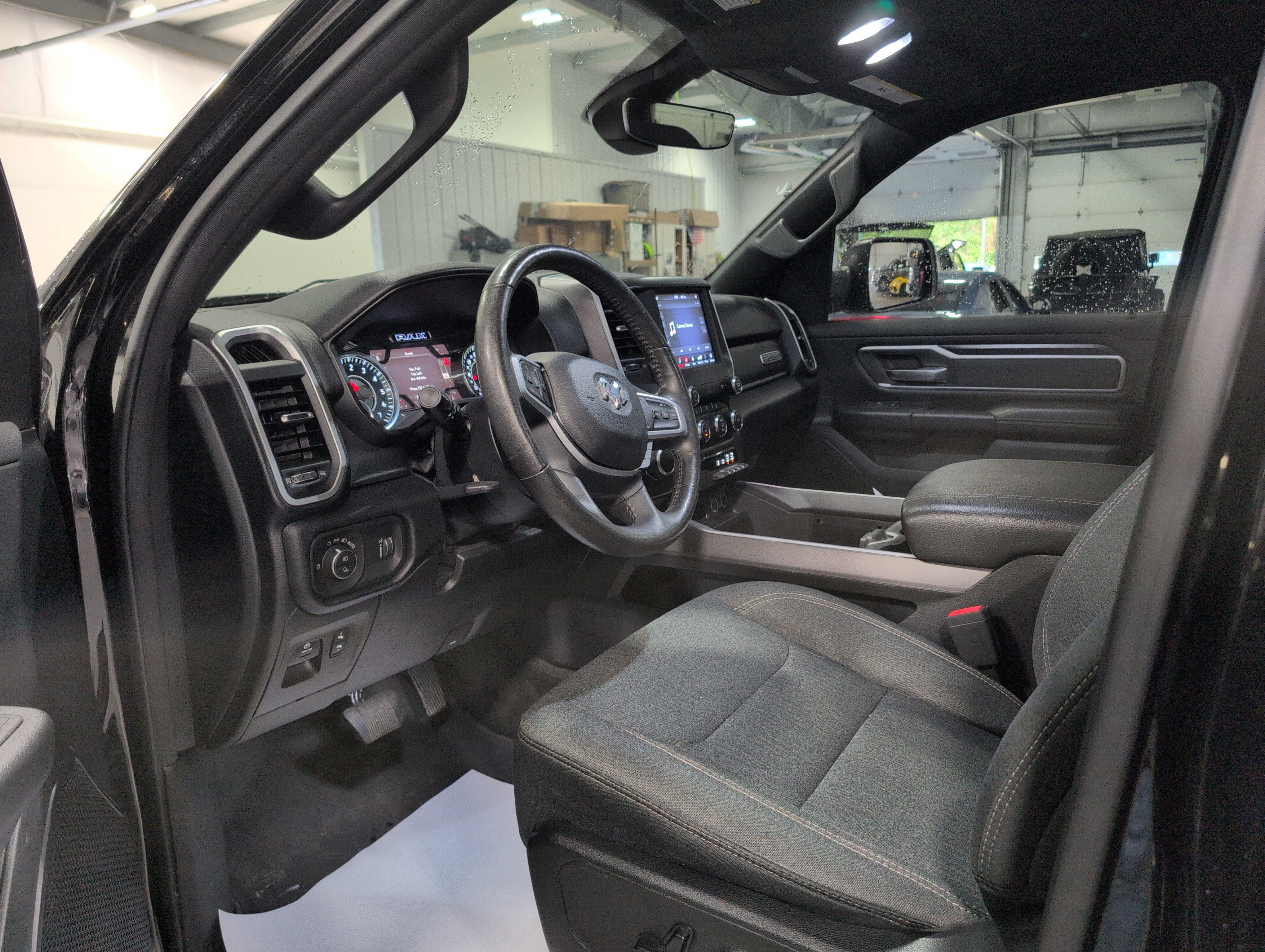 Used 2021 RAM 1500 Big Horn AWD/4WD image 7