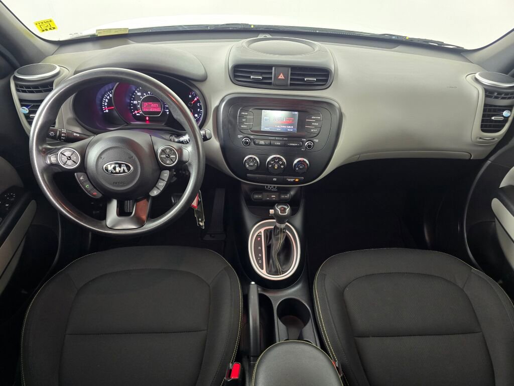 Used 2015 Kia Soul + image 25